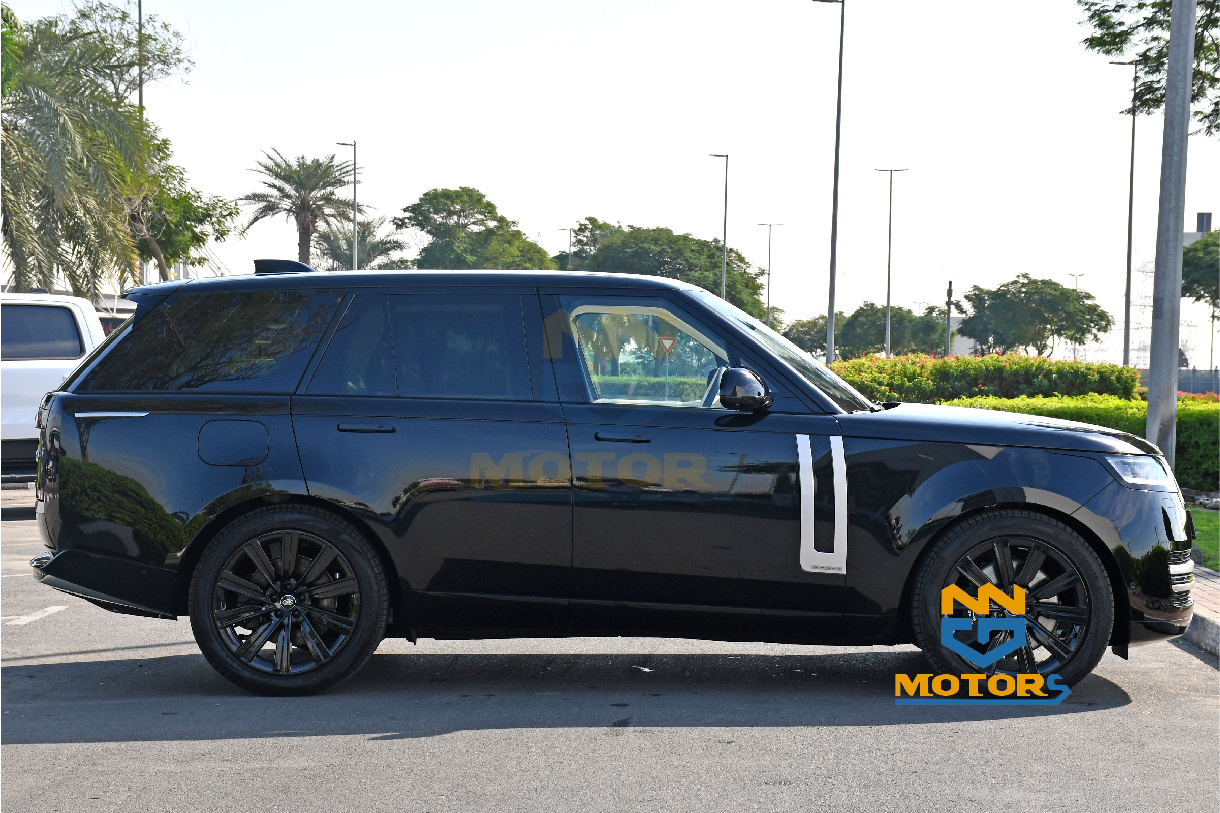 Range Rover Autobiography Supercharged V8 2023 – GNN Motors